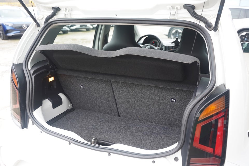 VW Up! 1,0 MPi 60 Move Up! ASG BMT 5d