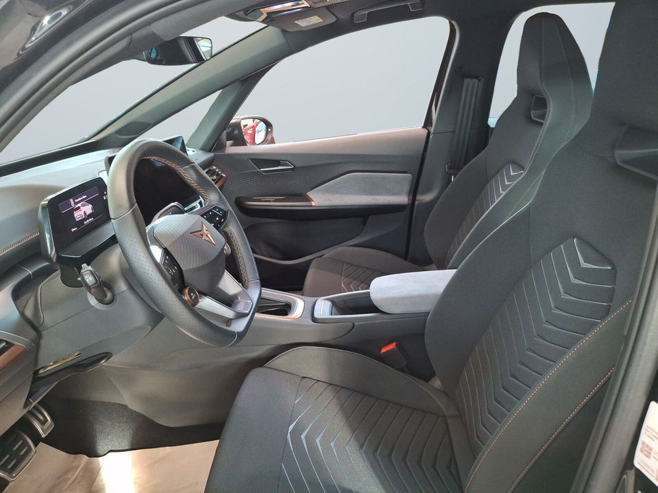 Cupra Born 59 e-Boost 5d