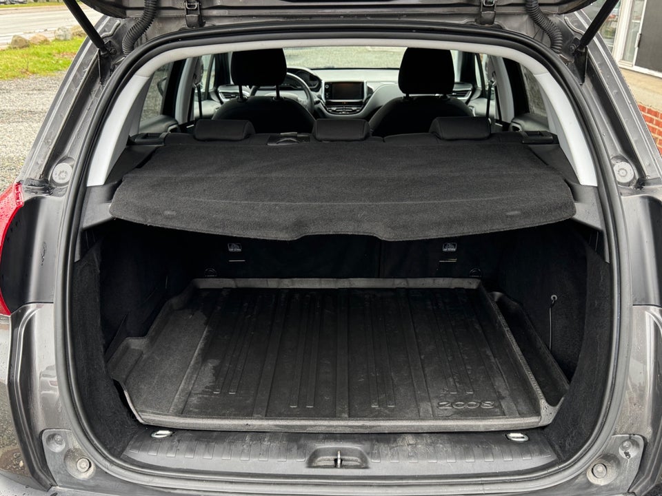 Peugeot 2008 1,6 BlueHDi 100 Active 5d