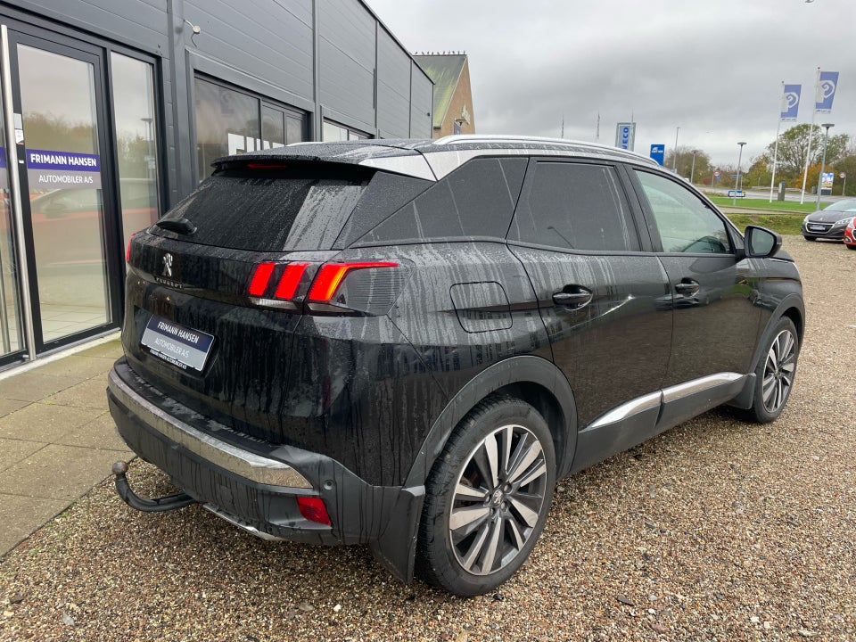 Peugeot 3008 1,5 BlueHDi 130 Selection Pack EAT8 5d