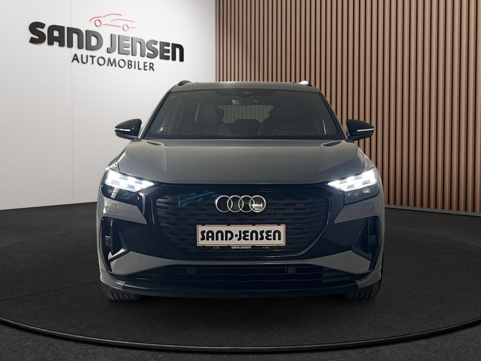 Audi Q4 e-tron 50 S-line quattro 5d