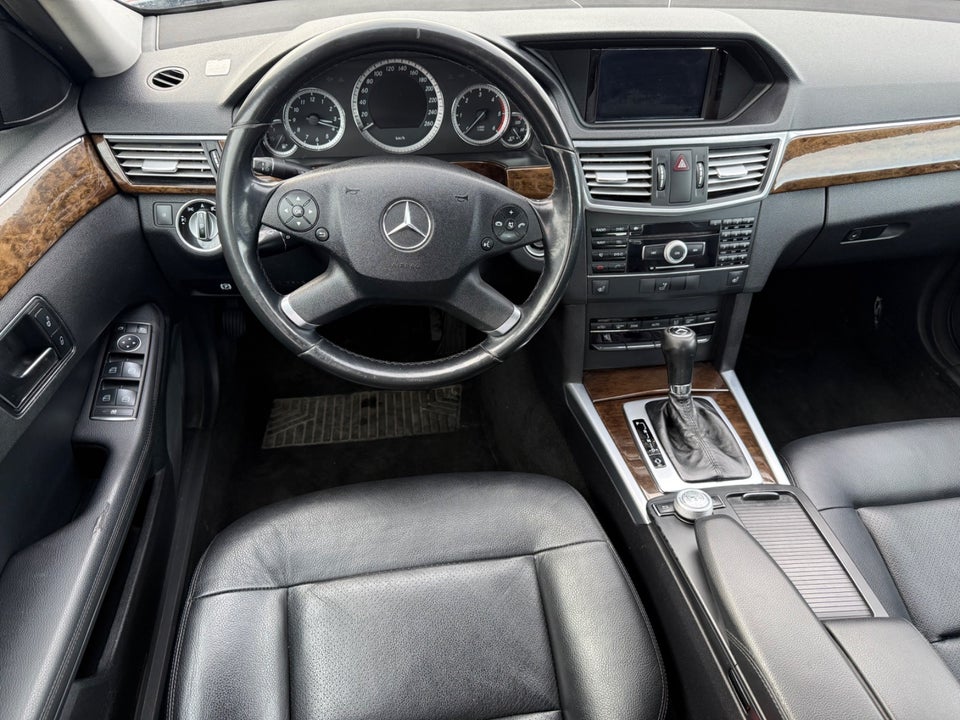 Mercedes E200 2,2 CDi aut. BE 4d