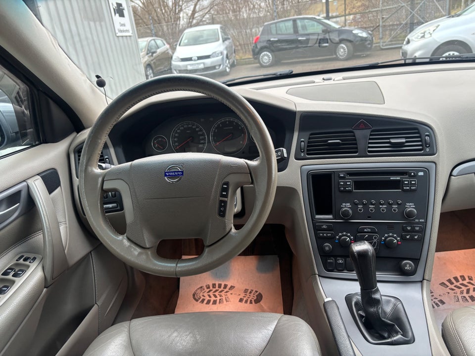 Volvo V70 2,4 170 5d