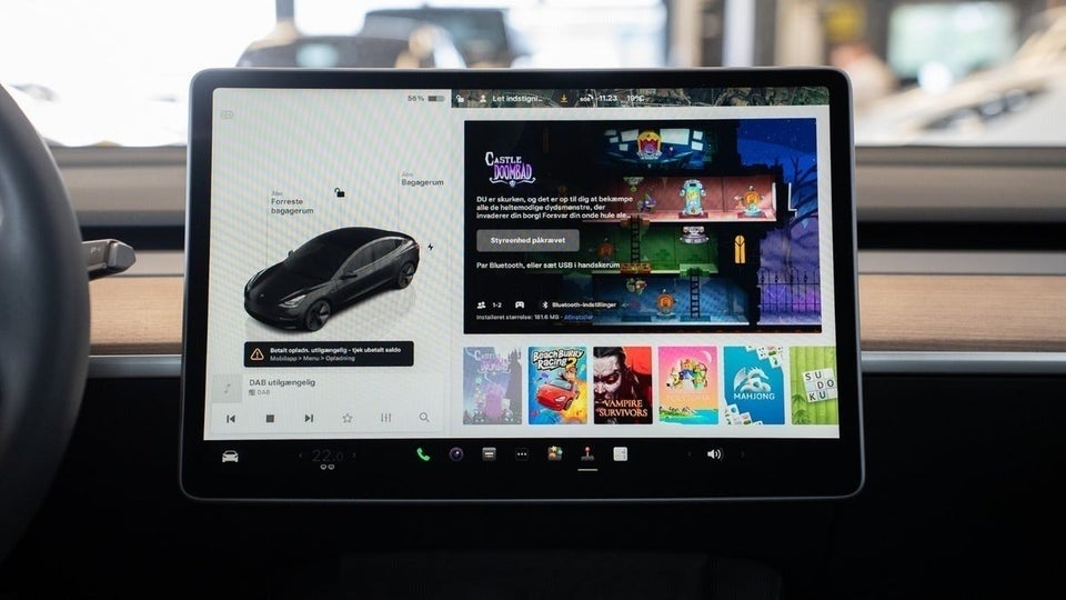 Tesla Model 3 Long Range AWD 4d