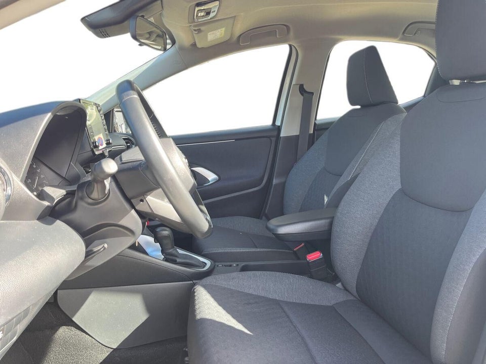 Toyota Yaris 1,5 Hybrid Essential Comfort e-CVT 5d