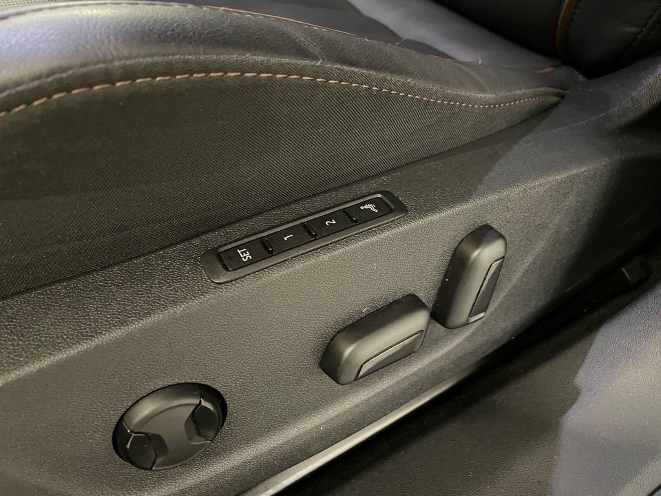 Skoda Enyaq 85 iV Laurin & Klement 5d