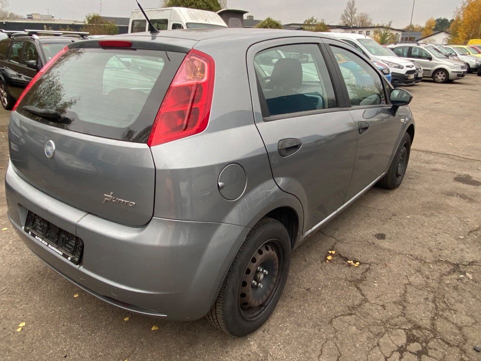 Fiat Grande Punto 1,4 Dynamic 5d