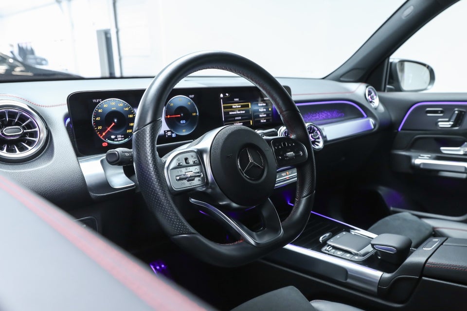 Mercedes EQB300 AMG Line 4Matic 5d