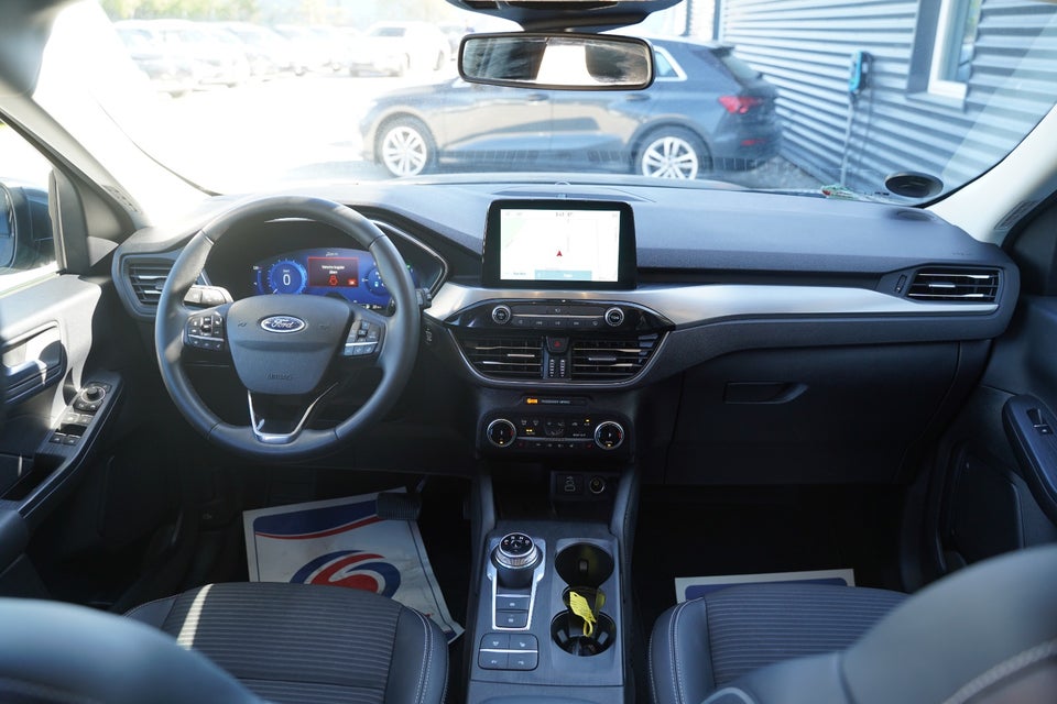 Ford Kuga 2,5 PHEV Titanium CVT 5d