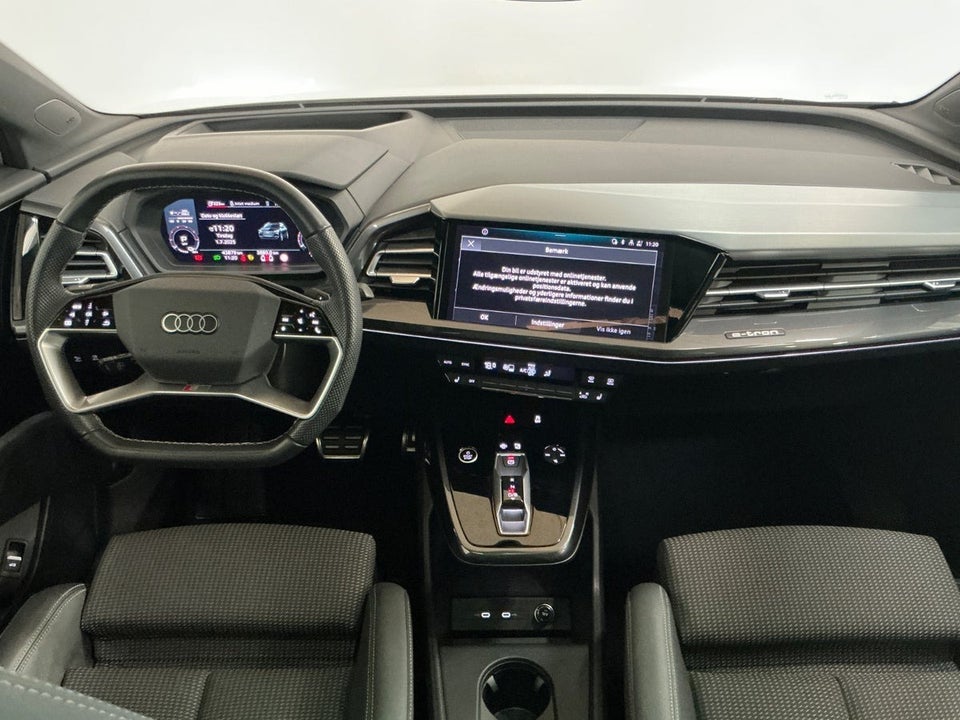 Audi Q4 e-tron 50 S-line quattro 5d