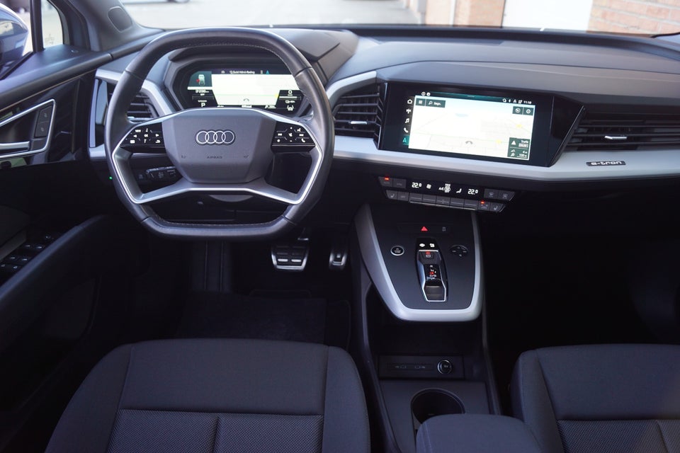 Audi Q4 e-tron 40 S-line 5d