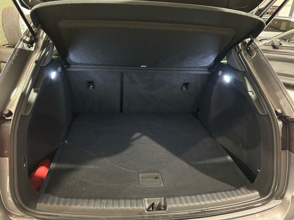 Audi Q4 e-tron 40  5d