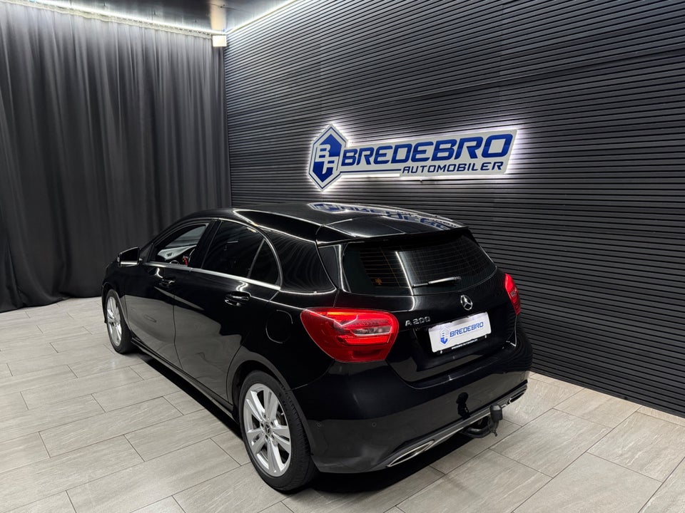 Mercedes A200 1,6 Urban aut. 5d
