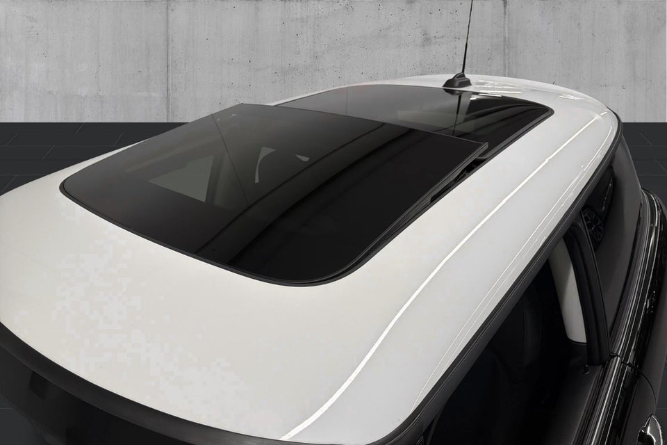 MINI Cooper SE Essential 3d