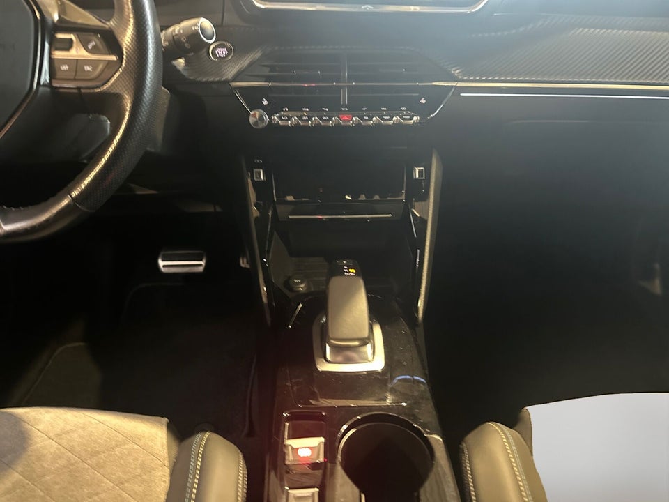 Peugeot e-2008 50 GT Pack 5d