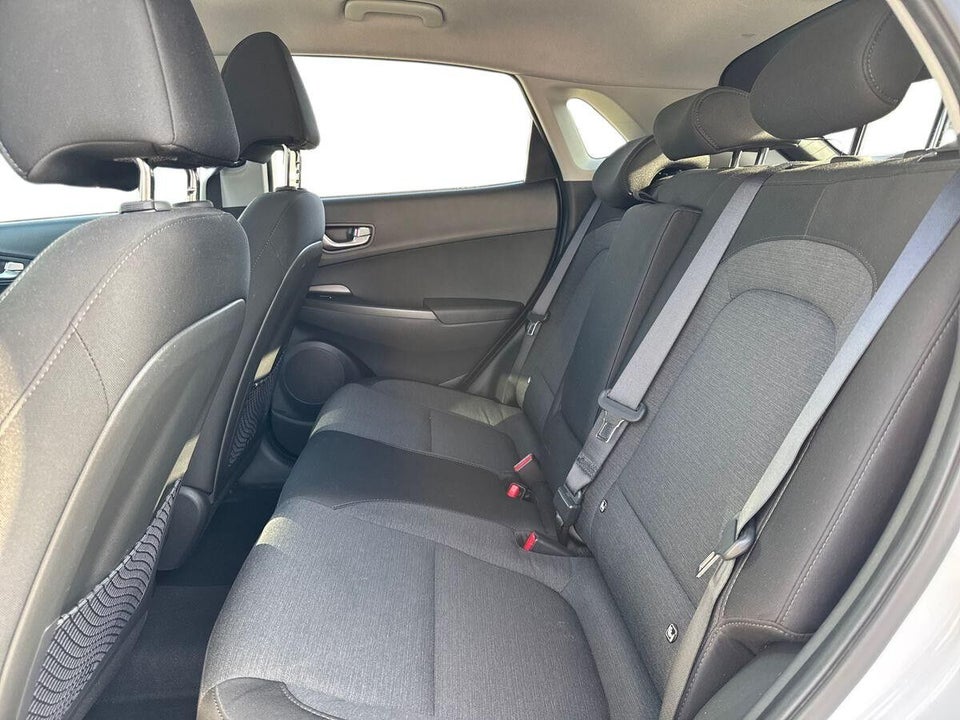 Hyundai Kona 64 EV Advanced 5d