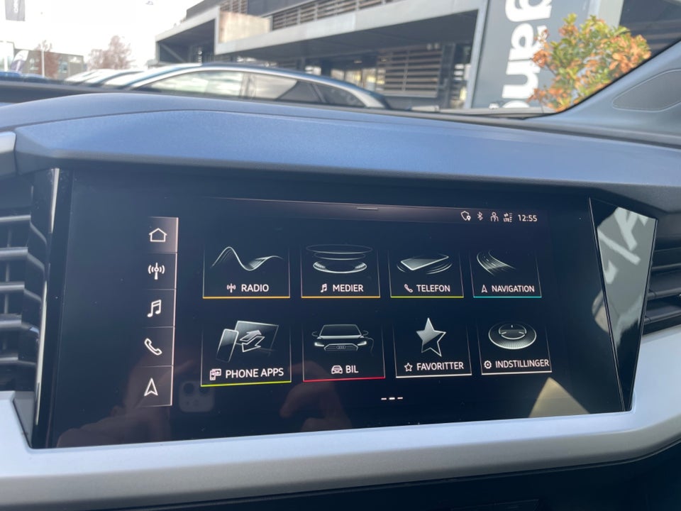 Audi Q4 e-tron 40  5d