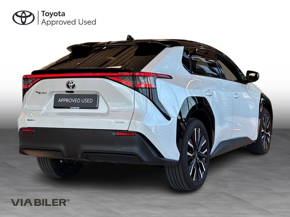Toyota bZ4X 73 Executive AWD 5d