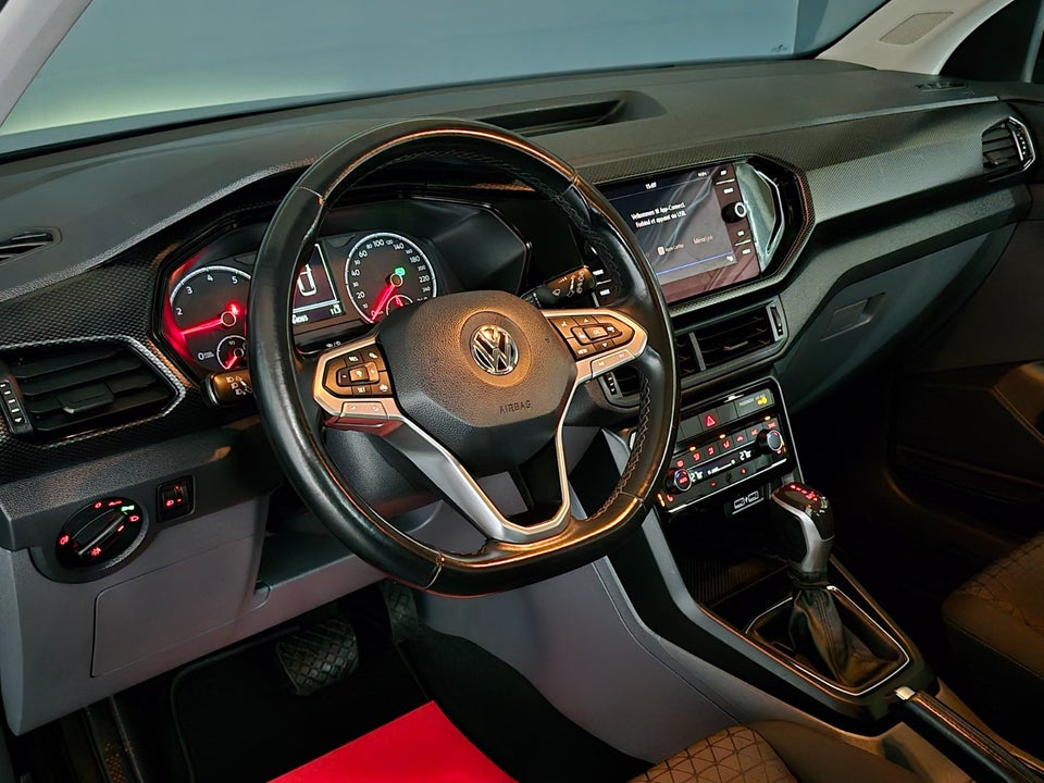 VW T-Cross 1,0 TSi 115 Life DSG 5d