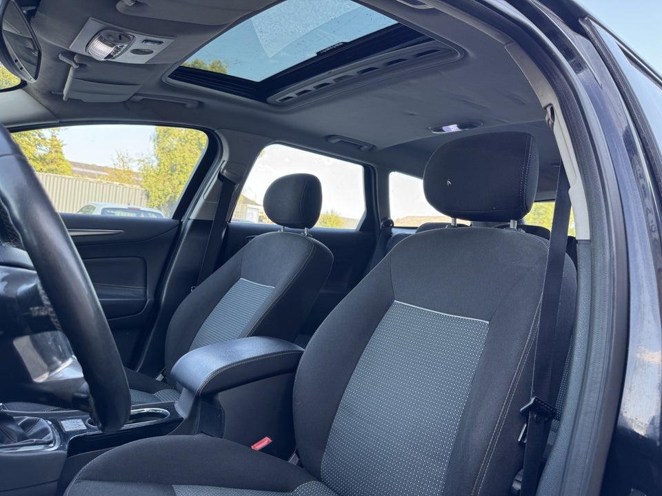 Ford Mondeo 2,0 TDCi 115 Titanium stc. 5d