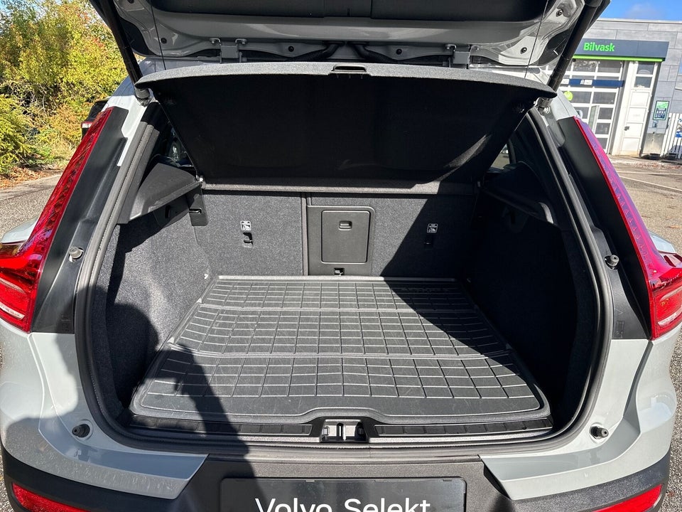 Volvo EX40 Extended Range Core 5d