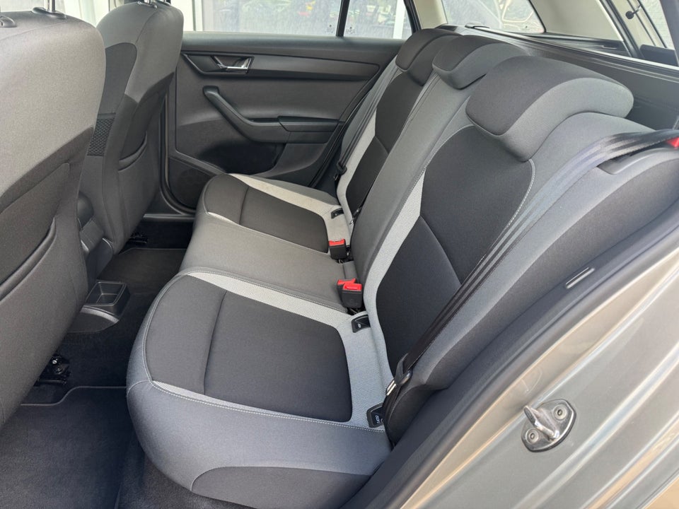 Skoda Fabia 1,2 TSi 110 Ambition Combi DSG 5d