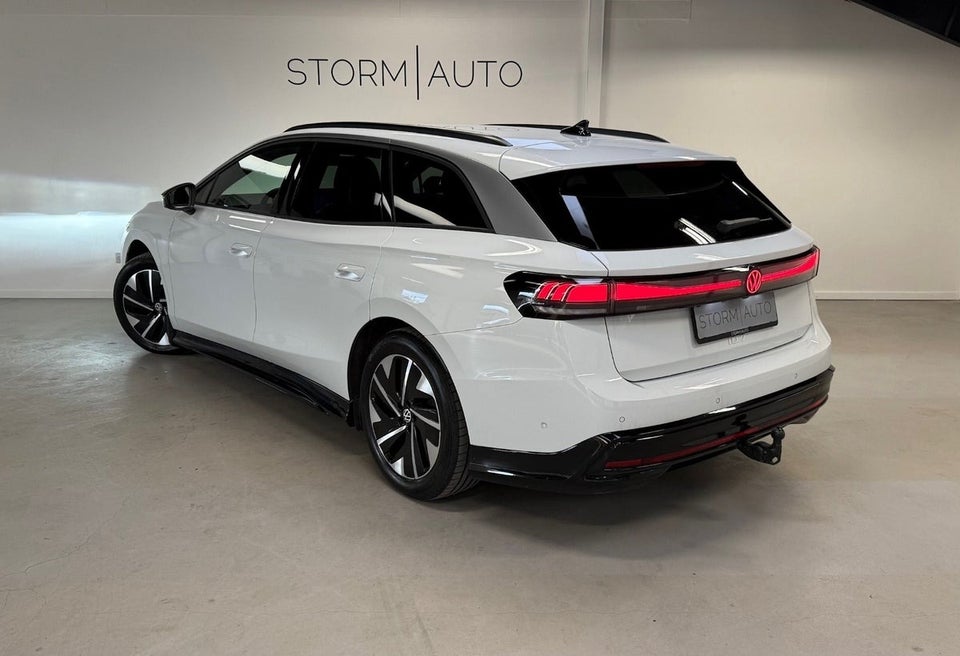 VW ID.7 77 Pro Tourer 5d