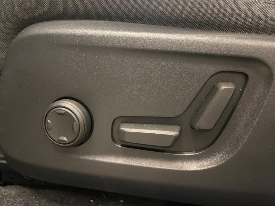 Volvo XC40 P6 ReCharge Ultimate 5d