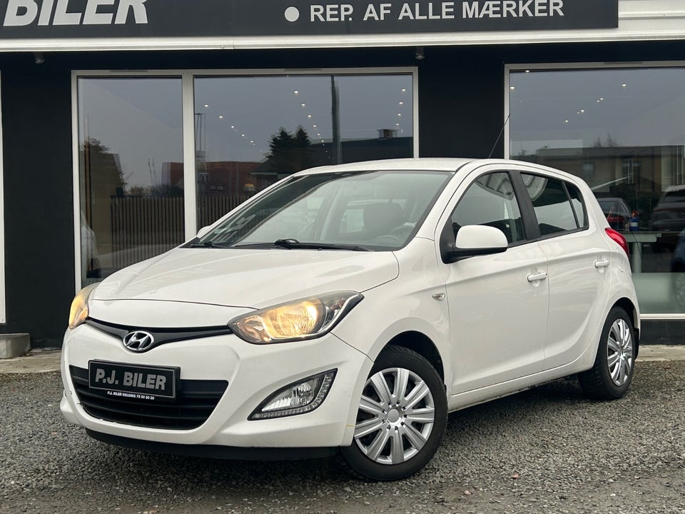 Hyundai i20 1,25 Classic XTR 5d