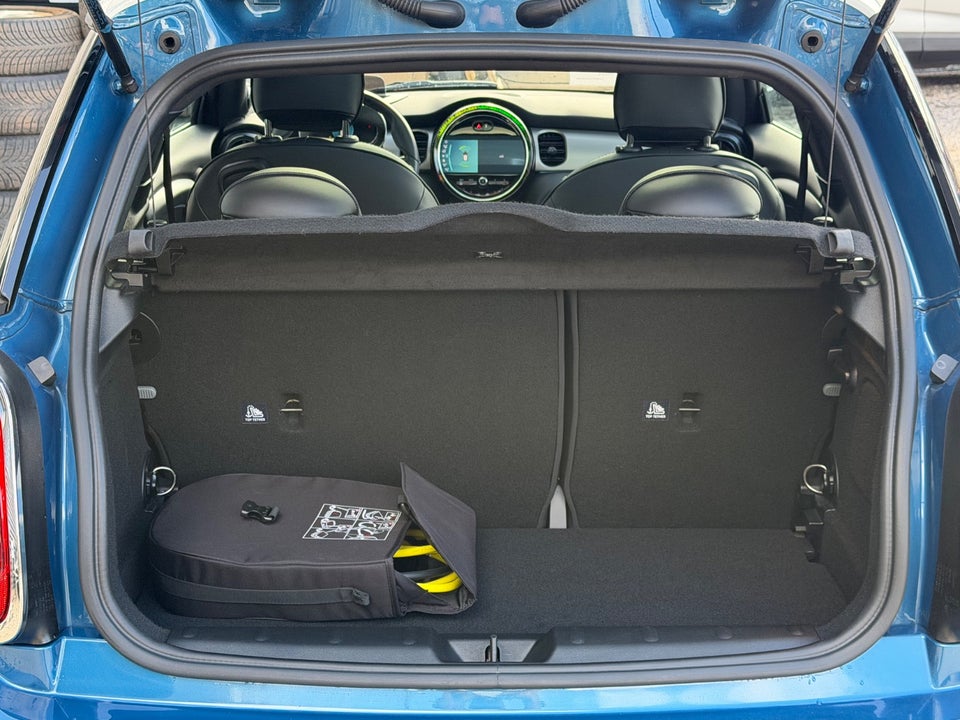 MINI Cooper SE Maximise 3d