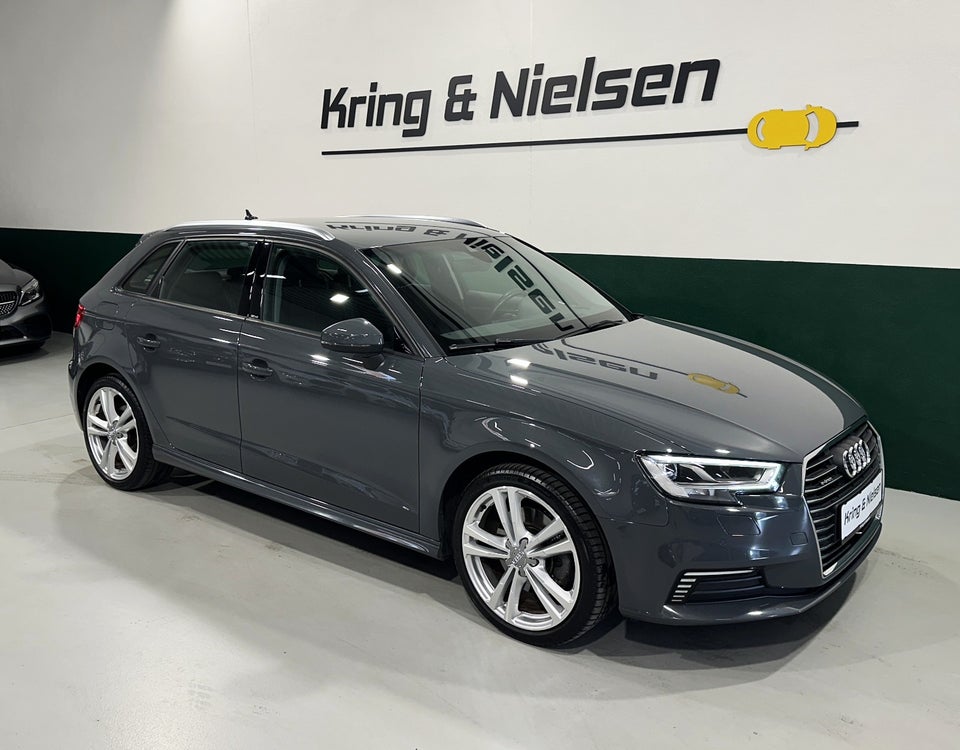 Audi A3 1,4 e-tron S-line Sportback S-tr. 5d