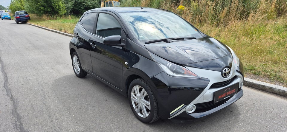 Toyota Aygo 1,0 VVT-i x-black II 5d