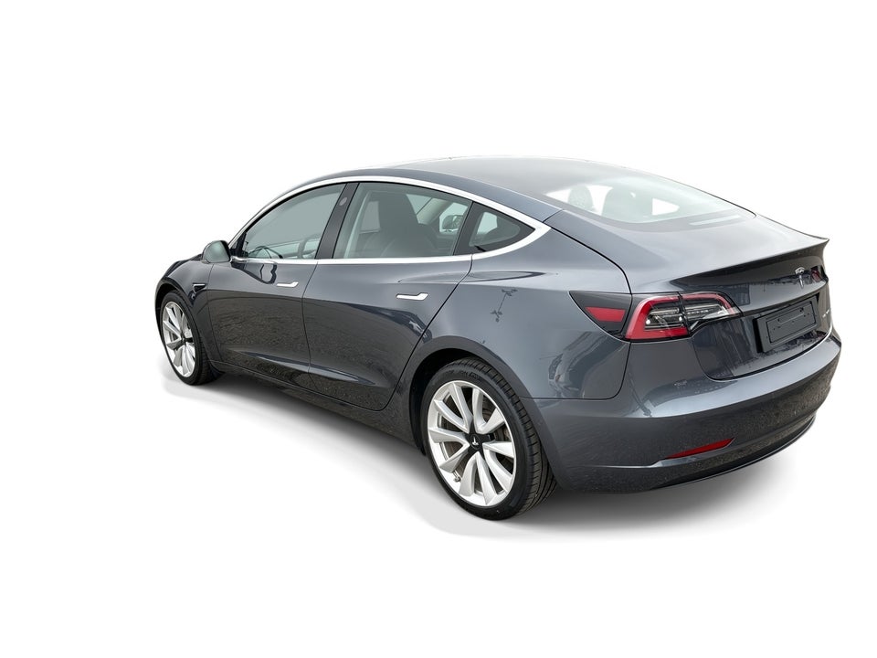 Tesla Model 3 Long Range AWD 4d