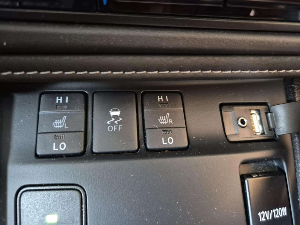 Toyota Auris 1,8 Hybrid H2 Style Touring Sports CVT 5d