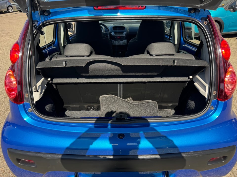 Peugeot 107 1,0 Champion Air 5d