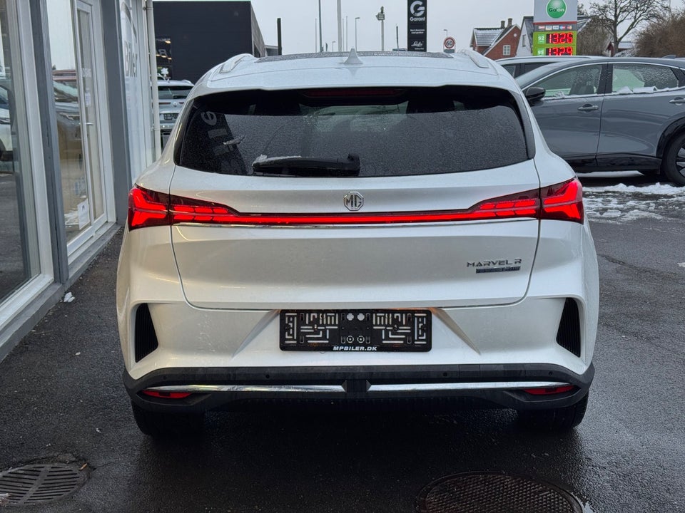 MG Marvel R Luxury 5d