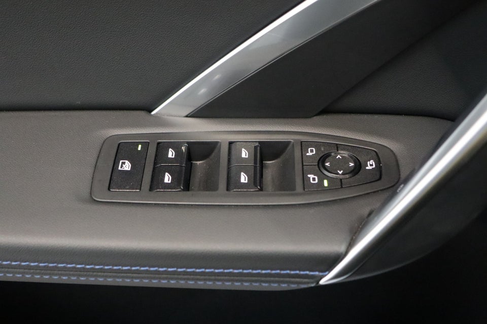 BMW iX2 eDrive20 M-Sport Premium 5d