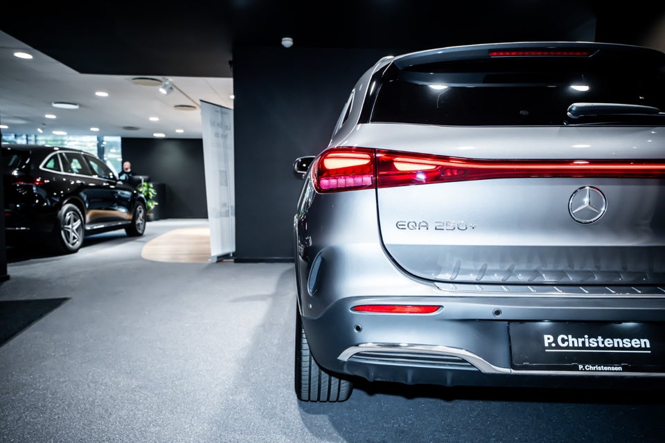 Mercedes EQA250+ AMG Advance 5d