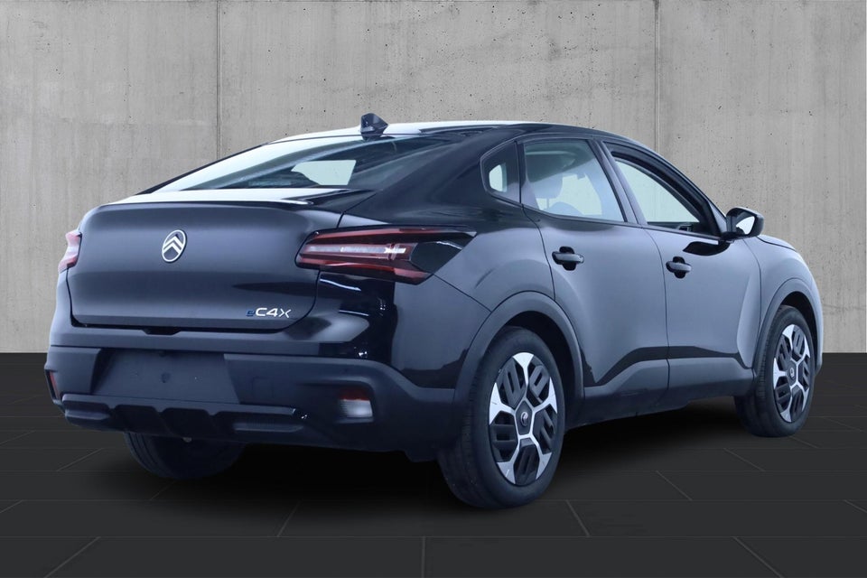 Citroën ë-C4 X 50 Plus 4d