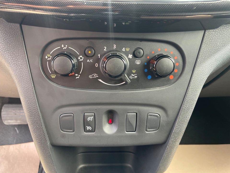 Dacia Sandero 0,9 TCe 90 Ambiance Easy-R 5d