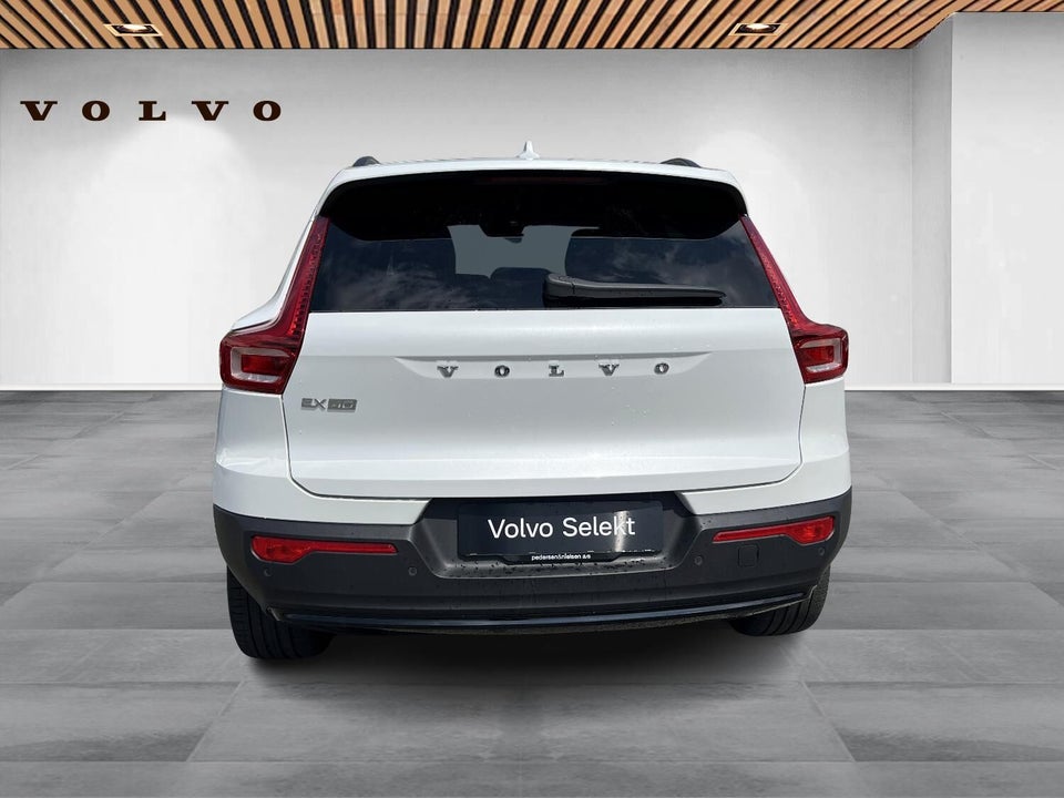 Volvo EX40 Extended Range Core 5d