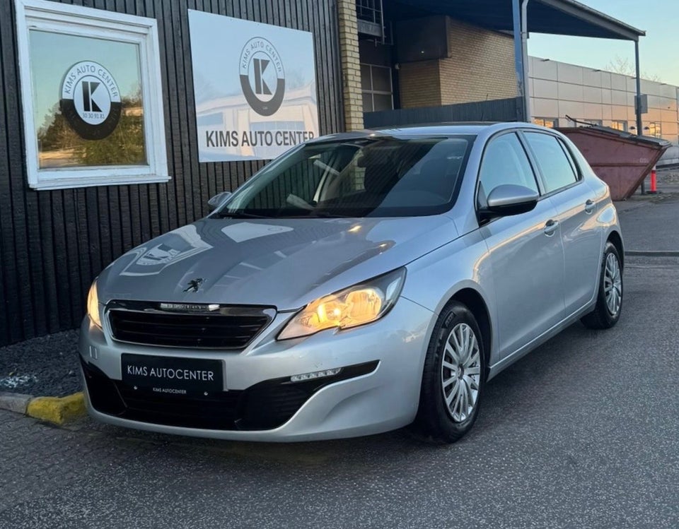 Peugeot 308 1,2 VTi 82 Active 5d