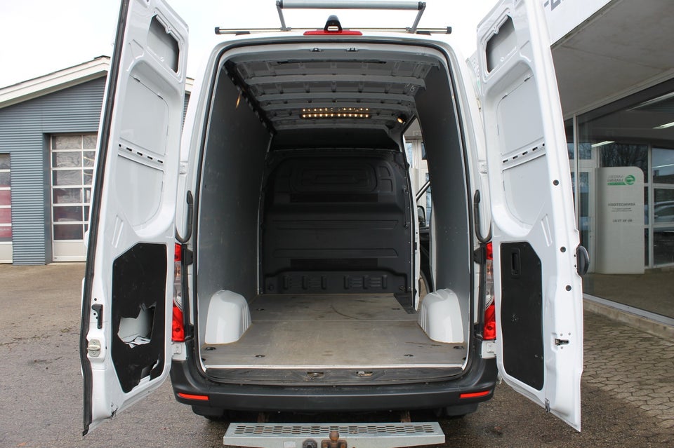 Mercedes Sprinter 316 2,2 CDi A2 Kassevogn aut. RWD