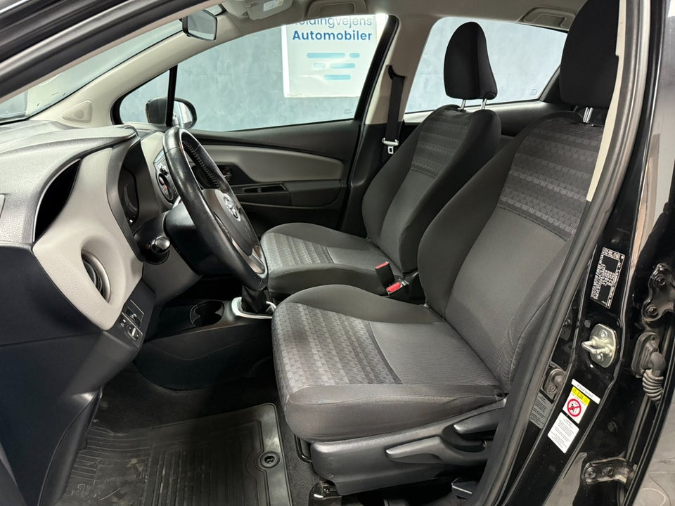 Toyota Yaris 1,0 VVT-i T2 Komfort 5d