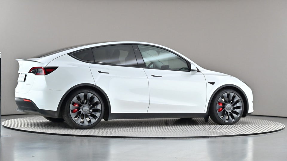 Tesla Model Y Performance AWD 5d