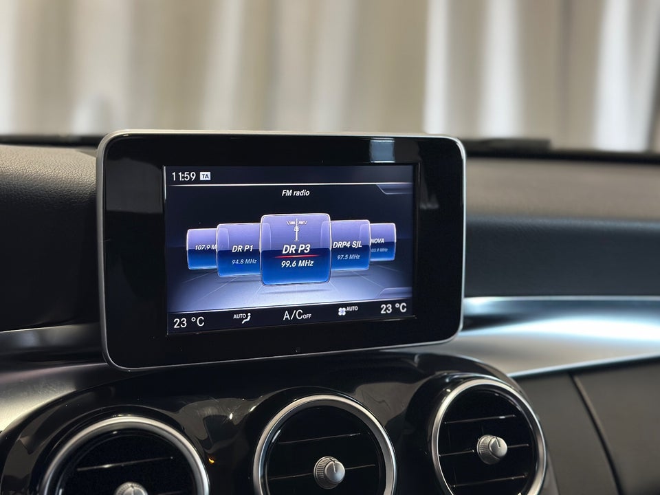 Mercedes C200 2,0 AMG Line stc. aut. 5d