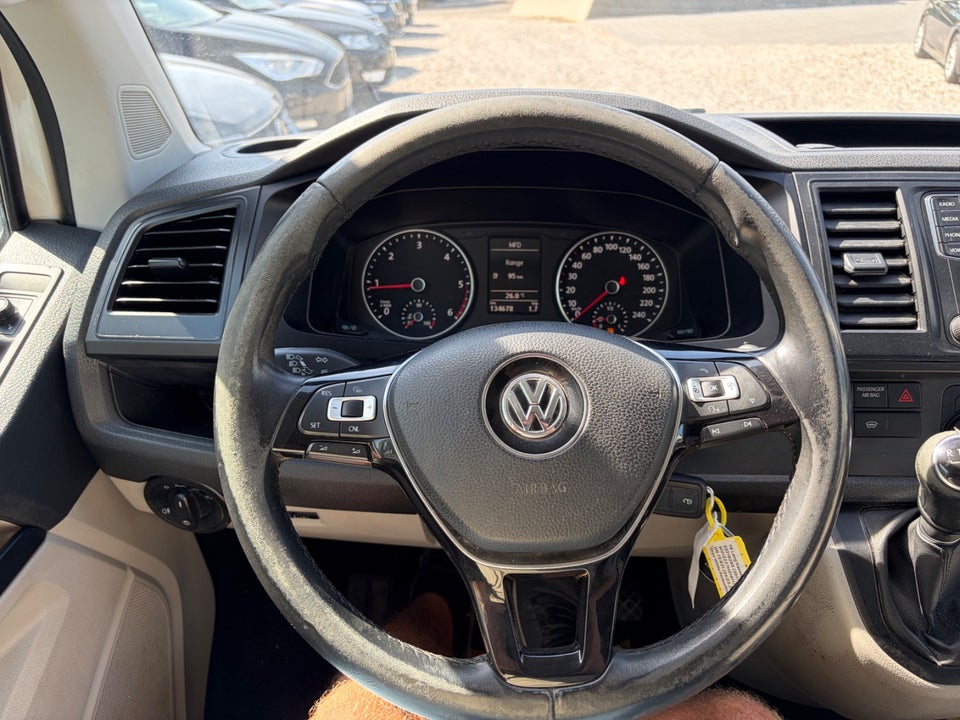 VW Transporter 2,0 TDi 102 Kassevogn lang 2d