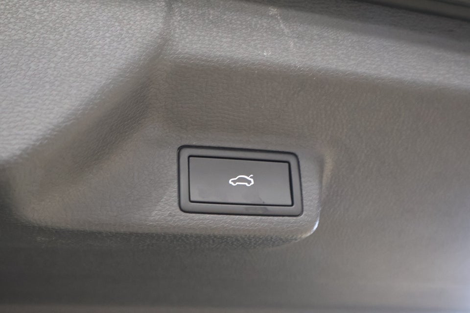 VW ID.Buzz 77 Pro SWB 5d