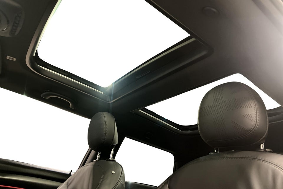 MINI Cooper SE Maximise 3d