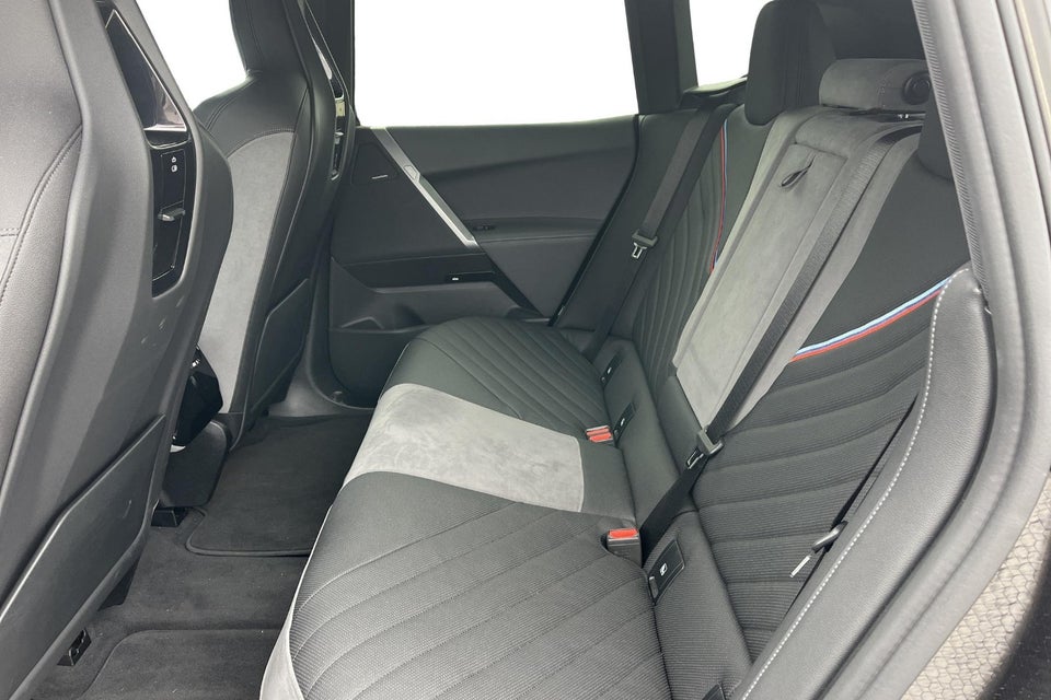 BMW iX xDrive45 M-Sport 5d